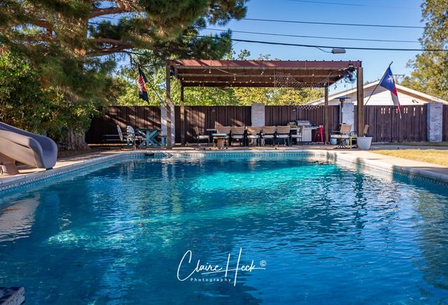 2000 Neely Ave, Midland, TX 79705