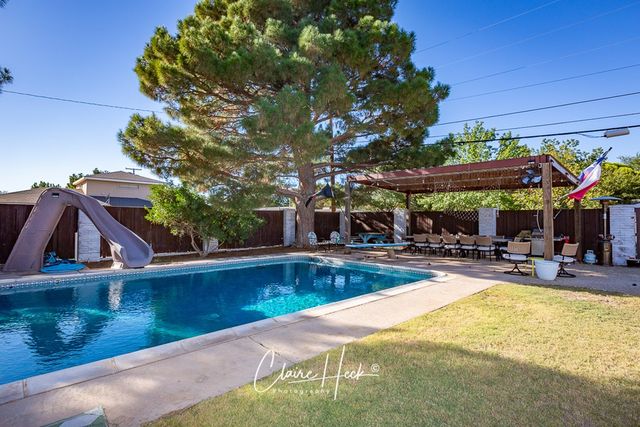 2000 Neely Ave, Midland, TX 79705