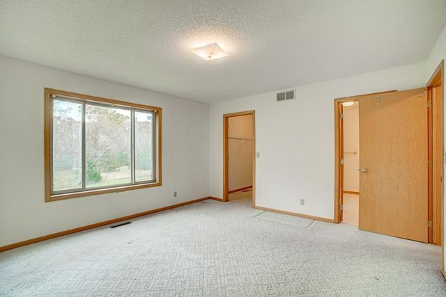 16918 Vassar Street NE, Columbus, MN 55025