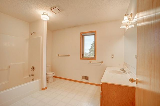 16918 Vassar Street NE, Columbus, MN 55025