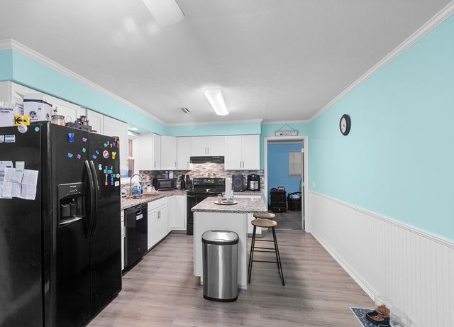 162 Alberta Dr, Ozark, AL 36360