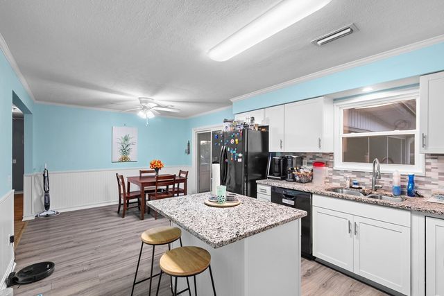 162 Alberta Dr, Ozark, AL 36360