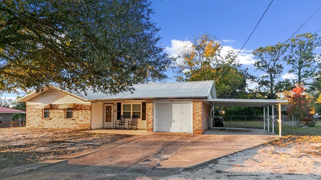 162 Alberta Dr, Ozark, AL 36360