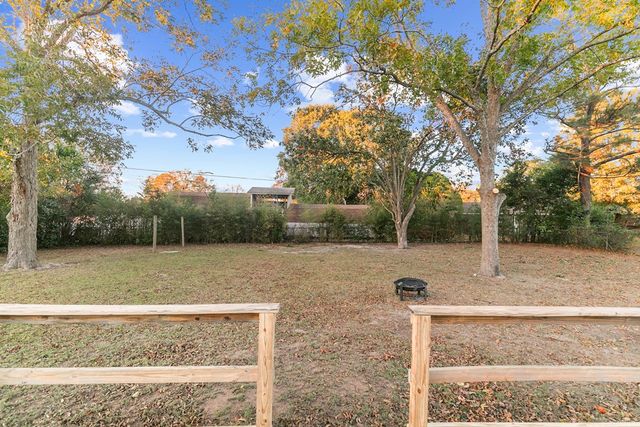 162 Alberta Dr, Ozark, AL 36360