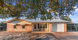 162 Alberta Dr, Ozark, AL 36360