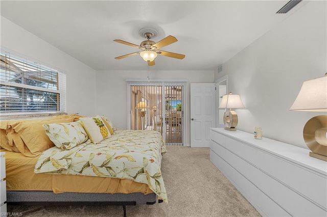 4933 Triton CT W, Cape Coral, FL 33904