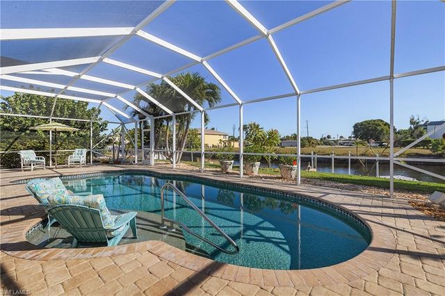 4933 Triton CT W, Cape Coral, FL 33904