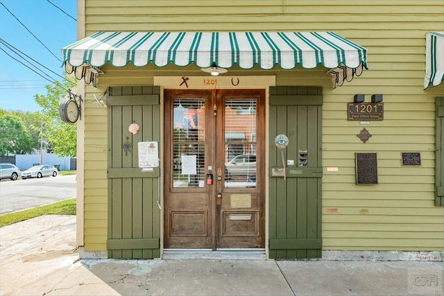 1201 Postoffice Street, Galveston, TX 77550