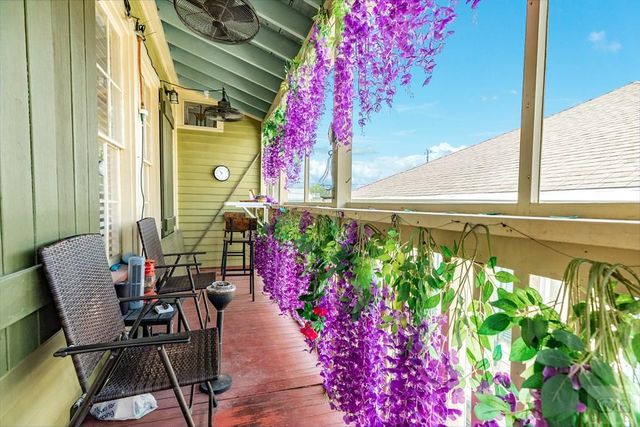 1201 Postoffice Street, Galveston, TX 77550