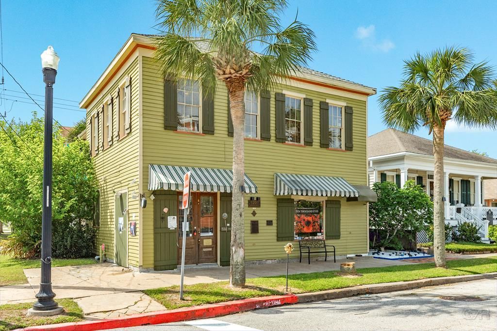 1201 Postoffice Street, Galveston, TX 77550