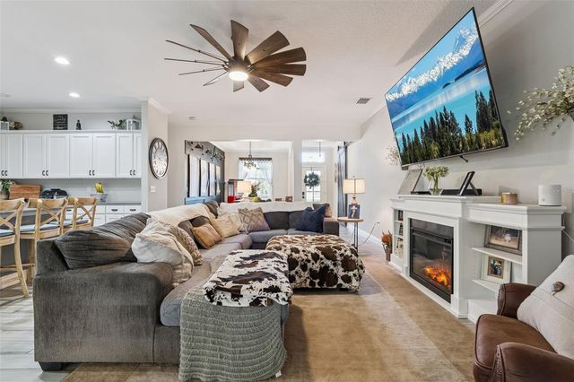 6838 CR 607B, Bushnell, FL 33513