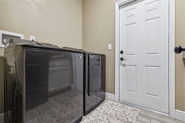 6838 CR 607B, Bushnell, FL 33513