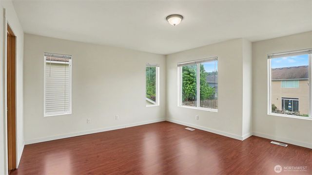 811 Williams Street NW, Orting, WA 98360