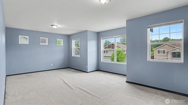 811 Williams Street NW, Orting, WA 98360