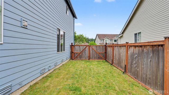 811 Williams Street NW, Orting, WA 98360