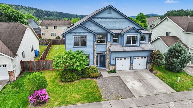 811 Williams Street NW, Orting, WA 98360