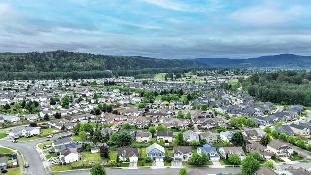 811 Williams Street NW, Orting, WA 98360