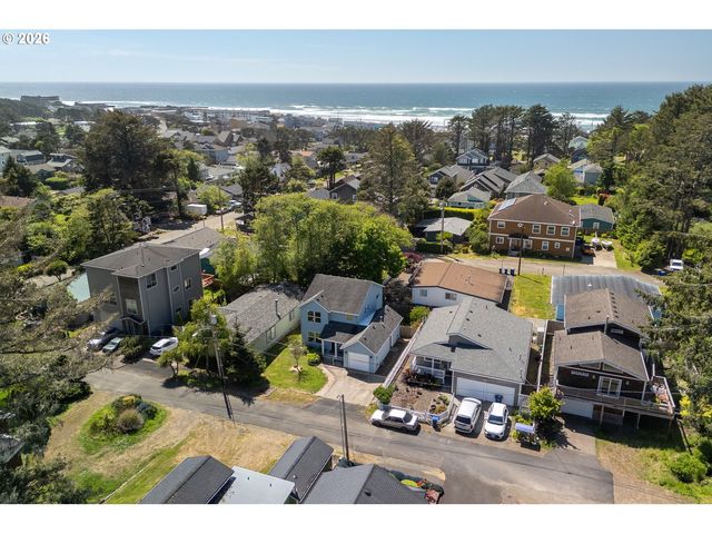 3467 Nw OAR Ave, Lincoln City, OR 97367