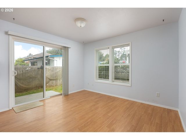 3467 Nw OAR Ave, Lincoln City, OR 97367