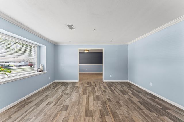 427 Whitecap Drive, El Lago, TX 77586