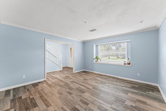 427 Whitecap Drive, El Lago, TX 77586