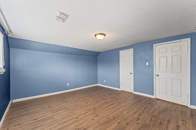 427 Whitecap Drive, El Lago, TX 77586
