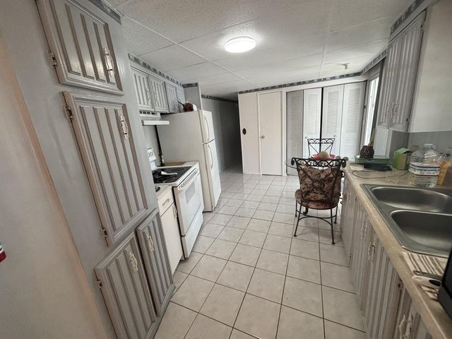 113 NW 50th Street, Pompano Beach, FL 33064
