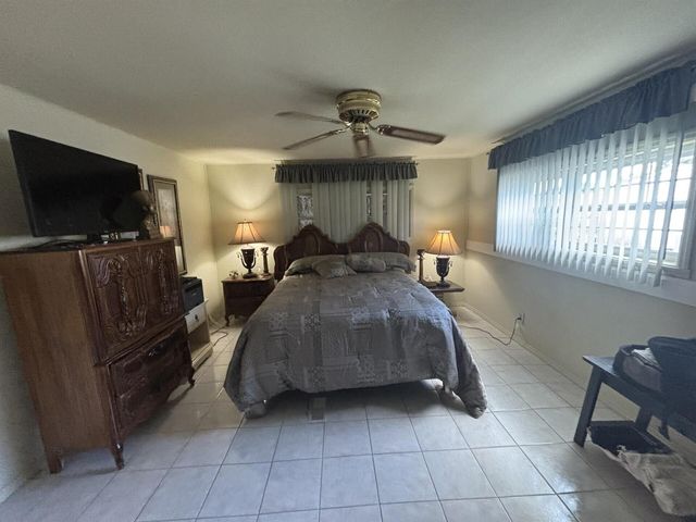 113 NW 50th Street, Pompano Beach, FL 33064