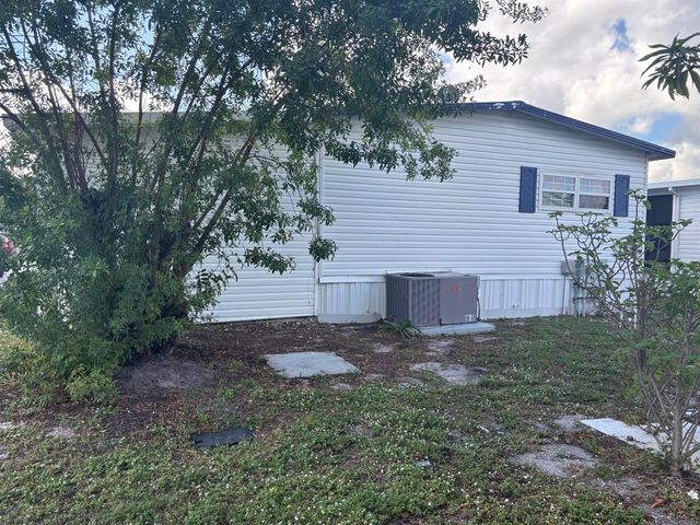 113 NW 50th Street, Pompano Beach, FL 33064