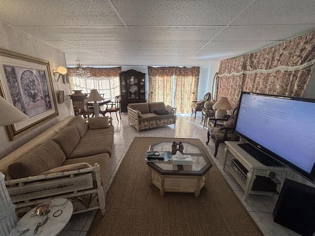113 NW 50th Street, Pompano Beach, FL 33064