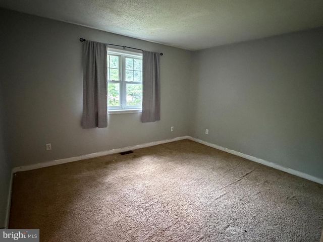 7311 DRIFTWOOD LN, Mays Landing, NJ 08330