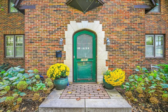 1001 S Douglas Avenue, Urbana, IL 61801