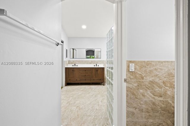 13181 NW 11th Pl 0, Sunrise, FL 33323