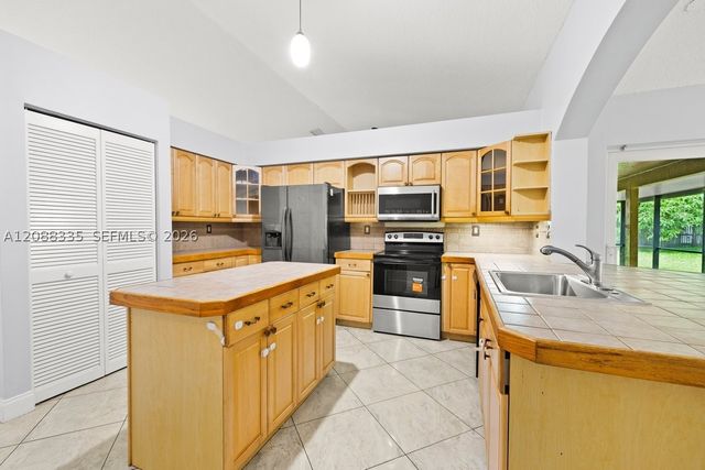 13181 NW 11th Pl 0, Sunrise, FL 33323