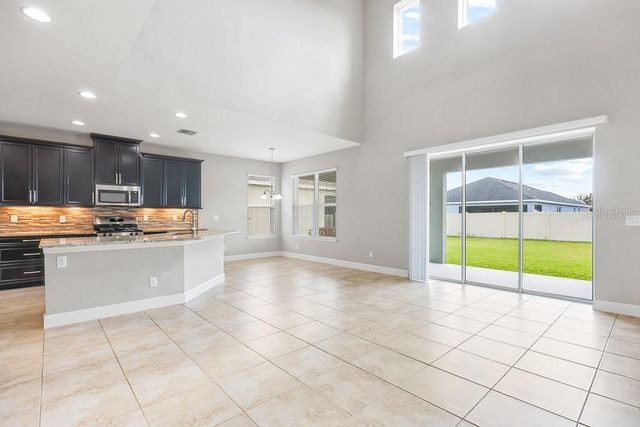 17718 BRIGHT WHEAT DRIVE, Lithia, FL 33547