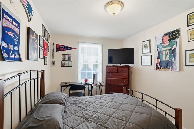 943 Stonegate Lndg, Dighton, MA 02764