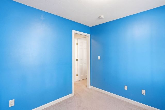 943 Stonegate Lndg, Dighton, MA 02764