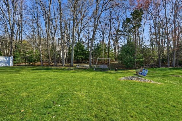 943 Stonegate Lndg, Dighton, MA 02764