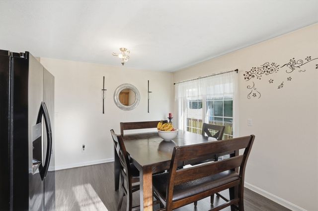 943 Stonegate Lndg, Dighton, MA 02764