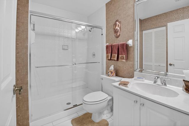 11586 Briarwood Circle 4, Boynton Beach, FL 33437