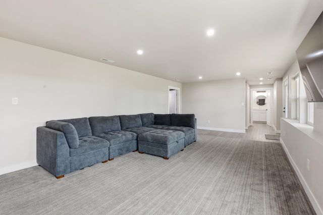 11532 E Antler Rd, Chattaroy, WA 99003