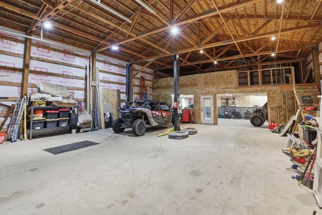 11532 E Antler Rd, Chattaroy, WA 99003