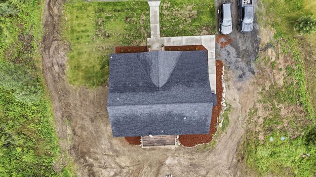 11532 E Antler Rd, Chattaroy, WA 99003