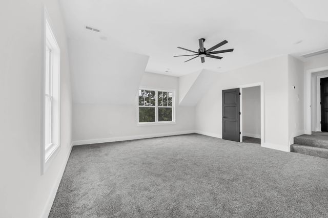 4807 Hunter Rd, Southside, TN 37171