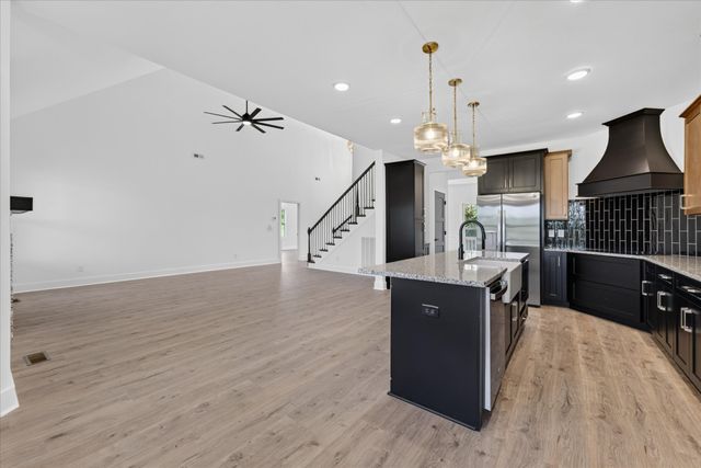 4807 Hunter Rd, Southside, TN 37171
