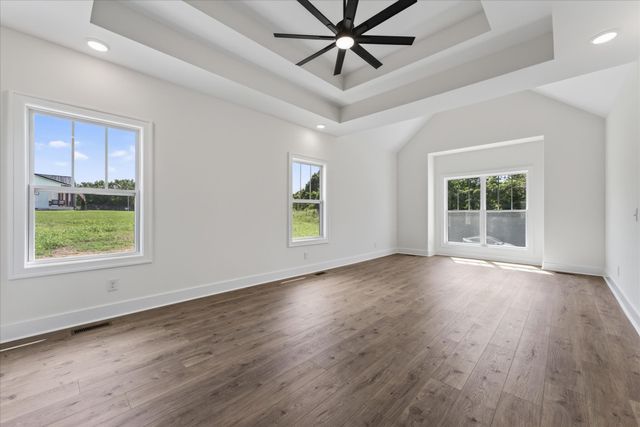 4807 Hunter Rd, Southside, TN 37171