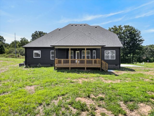 4807 Hunter Rd, Southside, TN 37171