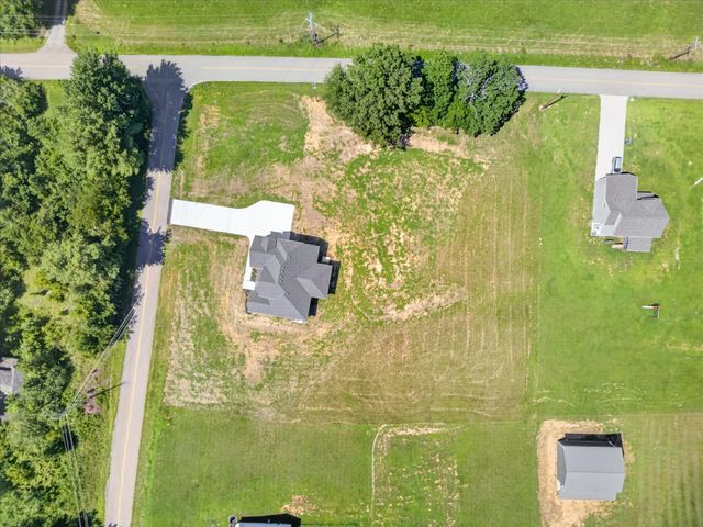4807 Hunter Rd, Southside, TN 37171