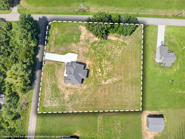 4807 Hunter Rd, Southside, TN 37171