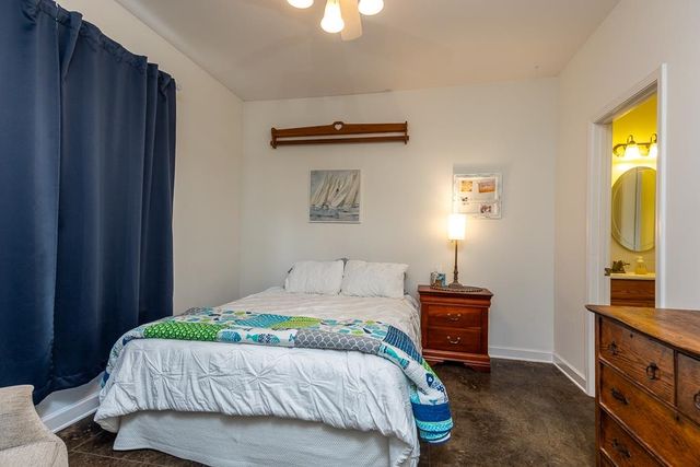 75 E EDENBERG DR E, Collierville, TN 38017